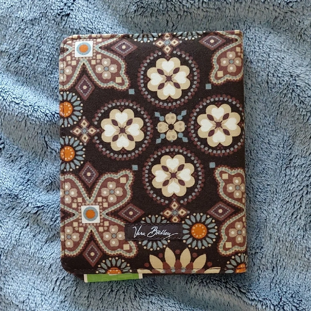 Vera Bradley Brown and Cream Floral eBook Cover